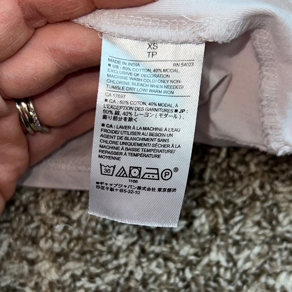 Banana Republic Feminine Detail Tank Top - Picture 6 of 6